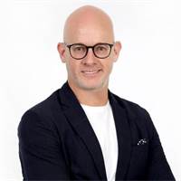 Darren Burns