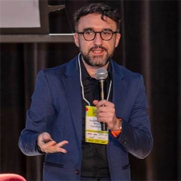 Rodolfo Araujo